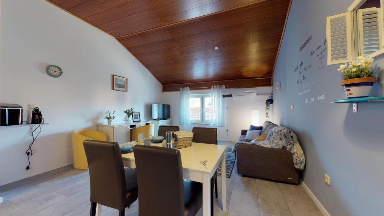 Nina Deluxe Superior 5 Star Apartment, Your Piece Of Heaven By The Sea & Park Новиград Экстерьер фото